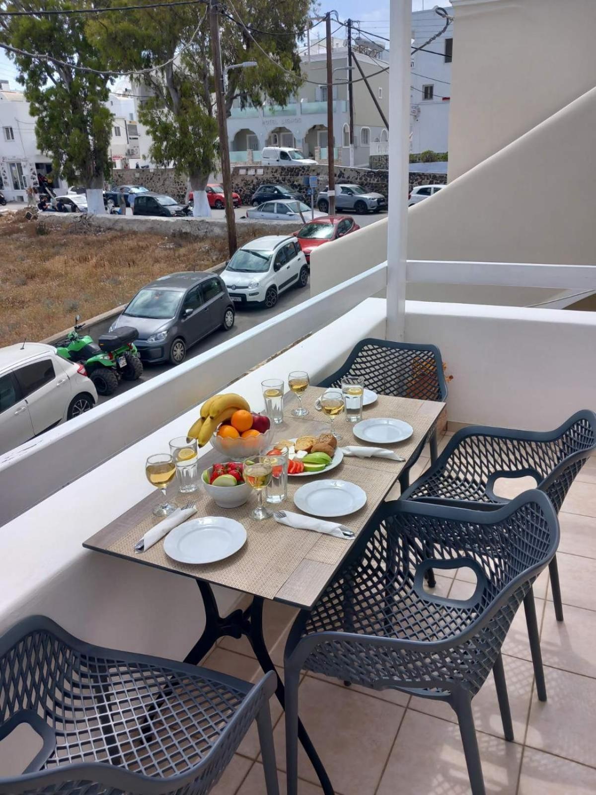 Calderimi Apartments Fira  Exterior photo