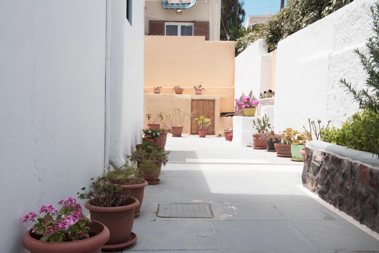 Calderimi Apartments Fira  Exterior photo