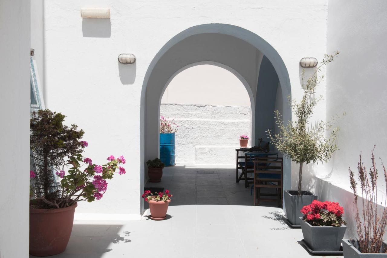 Calderimi Apartments Fira  Exterior photo